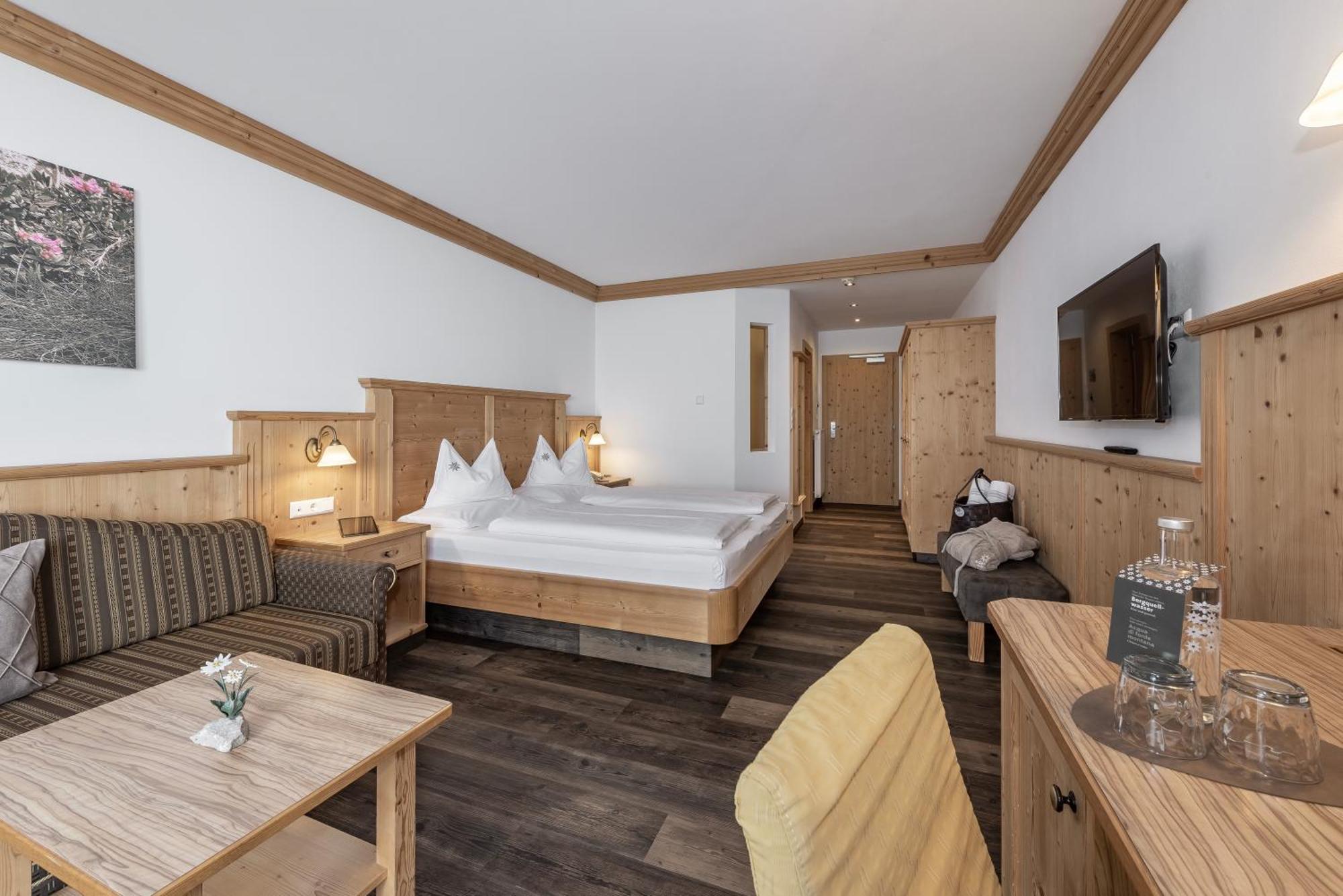 Hotel Edelweiss มารันซา ภายนอก รูปภาพ
