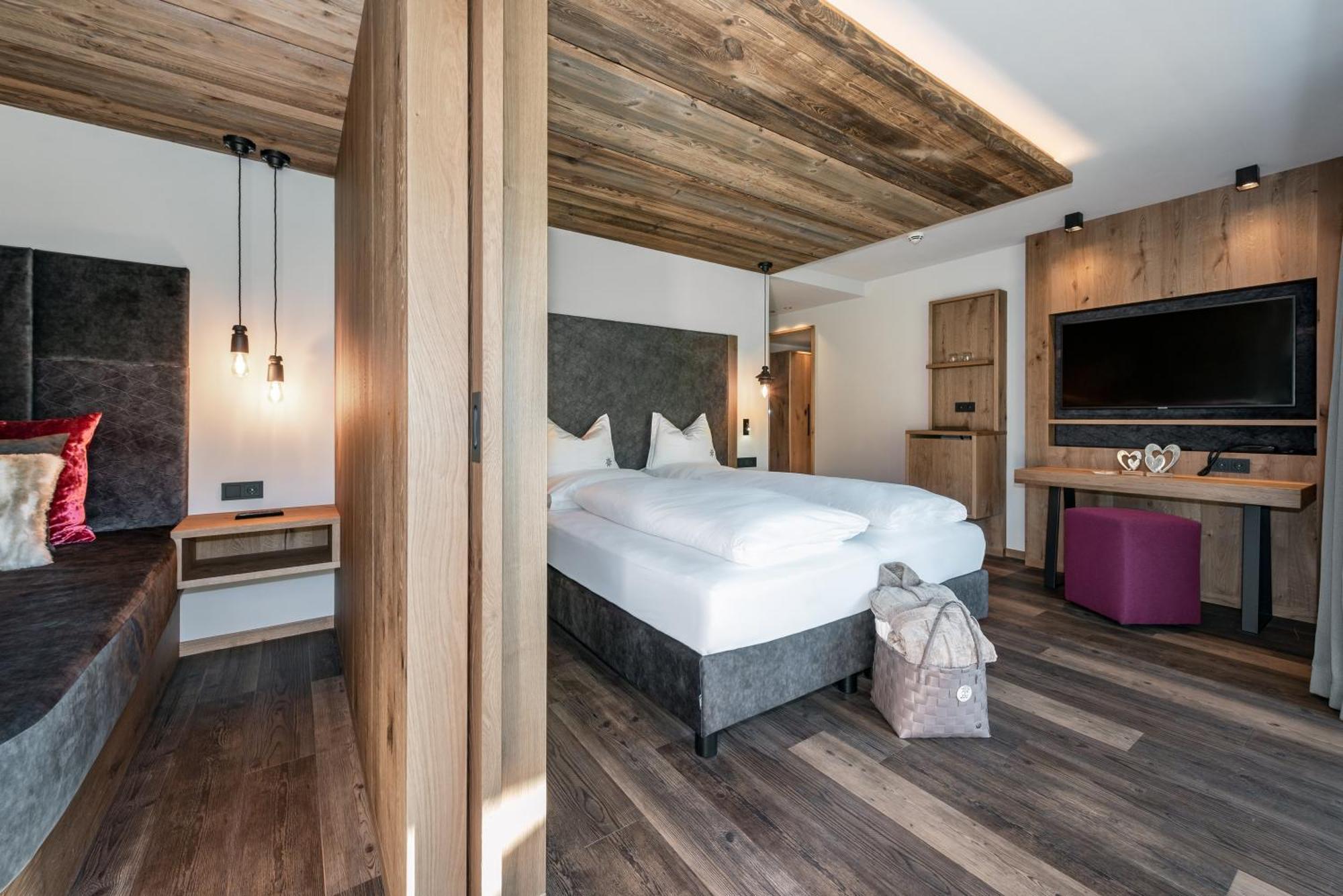 Hotel Edelweiss มารันซา ภายนอก รูปภาพ